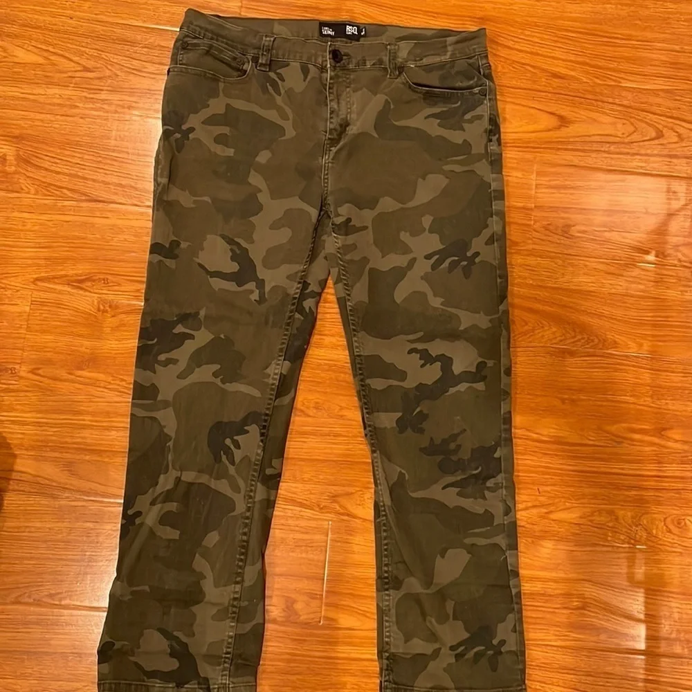 🤎Mens RSQ Pants 🤎 WAIST SIZE 30 CAMO GREEN​​​​​ - Picture 4 of 7